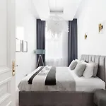 House Of Loft Affair - Loftaffair Collection 4*